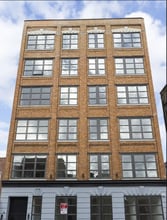 573 Metropolitan Ave, Brooklyn, NY à louer Photo intérieure– Image 1 sur 16