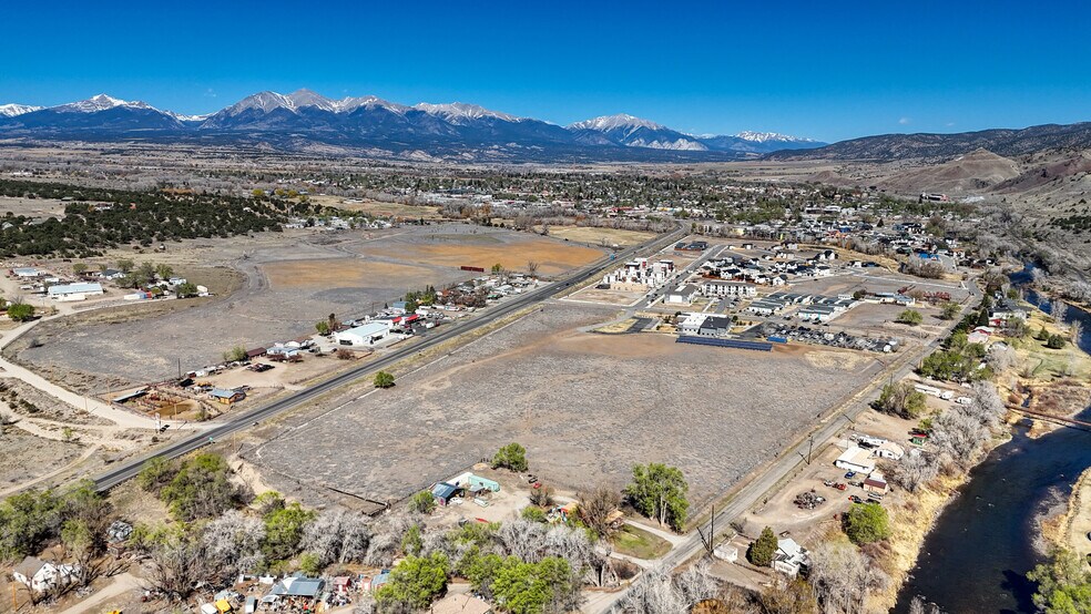 000 Cleora Road, Salida, CO à vendre - Aérien – Image 3 sur 30