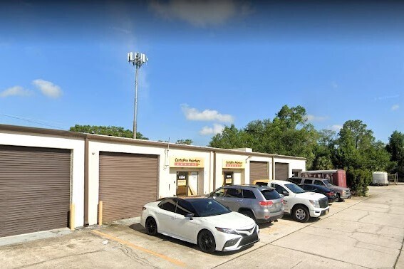 9214-9270 Lazy Ln, Tampa, FL à louer - Photo de l’immeuble – Image 1 sur 23