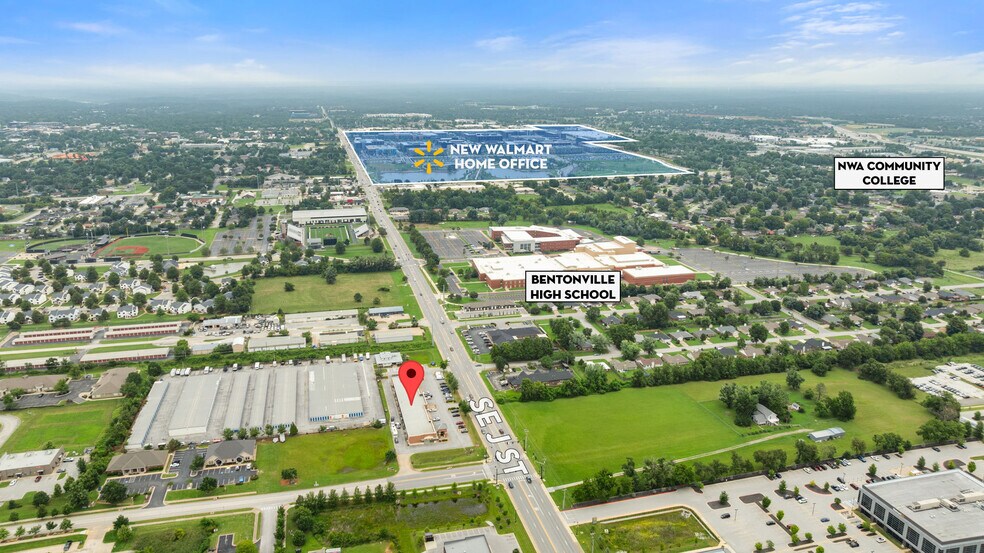 2200 SE J St, Bentonville, AR à louer - Photo de l’immeuble – Image 2 sur 6