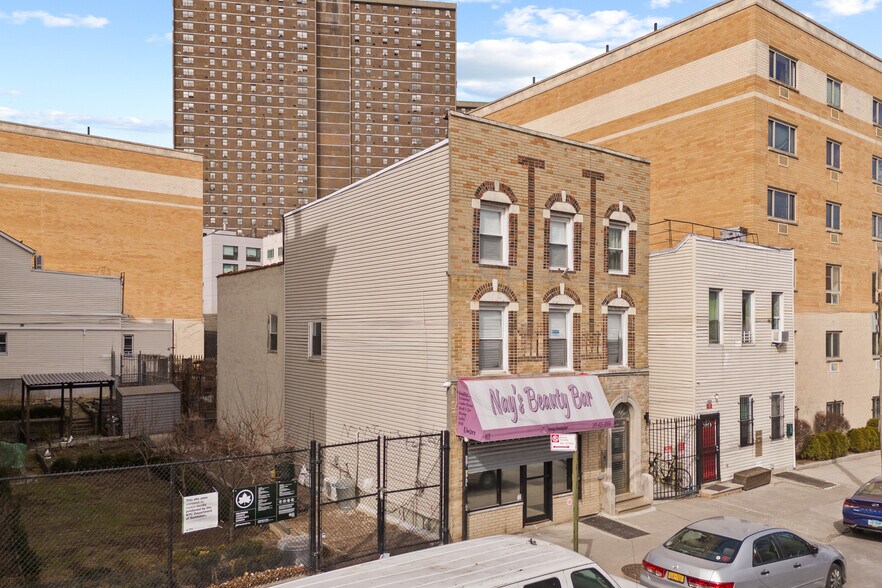 811 Courtlandt Ave, Bronx, NY à vendre - Photo de l’immeuble – Image 3 sur 41