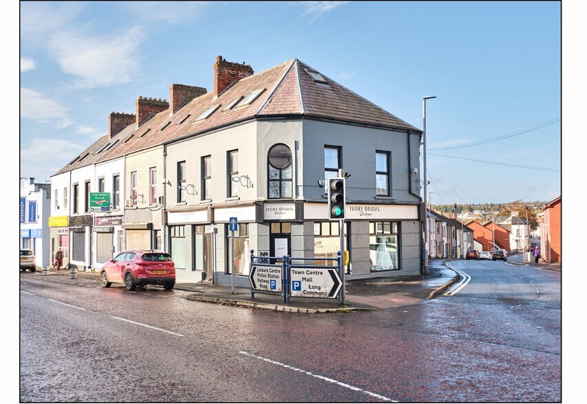 38 Railway Rd, Coleraine à louer - Photo de l’immeuble – Image 1 sur 11