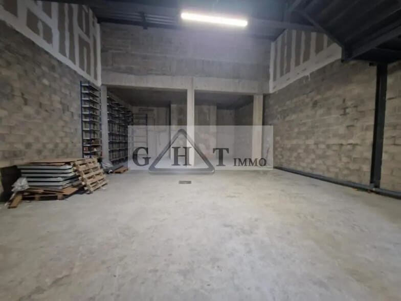 Industriel/Logistique dans Montfermeil à louer - Photo intérieure – Image 1 sur 6