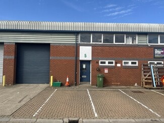 Plus de détails pour Southern Rd, Aylesbury - Industriel/Logistique à louer