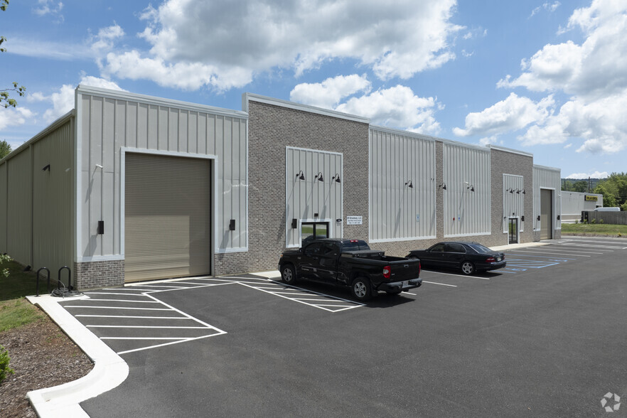 108 Mountain View Dr NW, Huntsville, AL à louer - Photo de l’immeuble – Image 2 sur 7