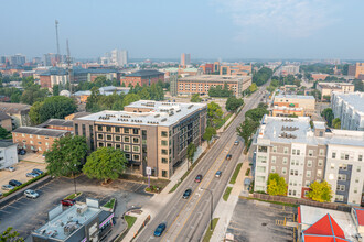 1007 W University Ave, Urbana, IL - VUE AÉRIENNE  vue de carte