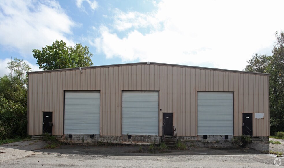301 Miami St, West Columbia, SC à louer - Photo de l’immeuble – Image 3 sur 7