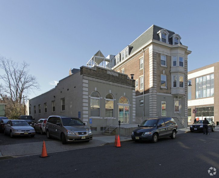 56-60 Hamilton St, Paterson, NJ à louer - Photo de l’immeuble – Image 3 sur 3