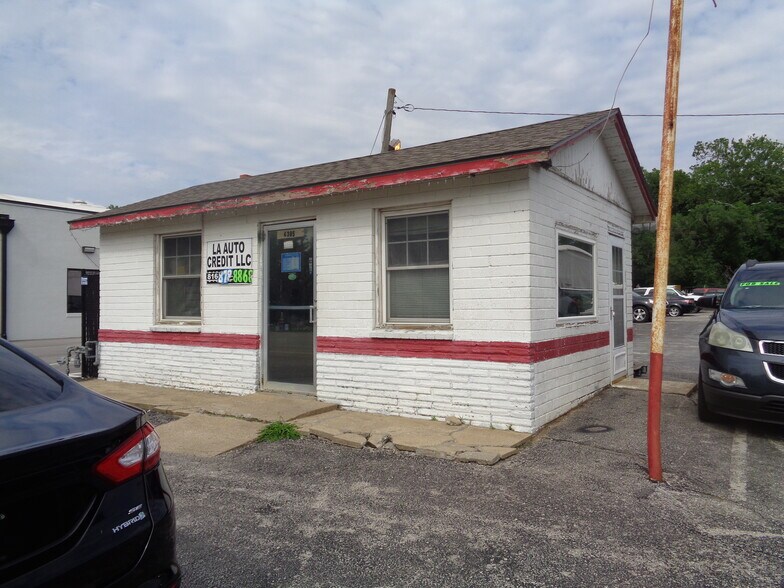 4305 NW Gateway Ave, Riverside, MO à vendre - Photo de l’immeuble – Image 2 sur 9