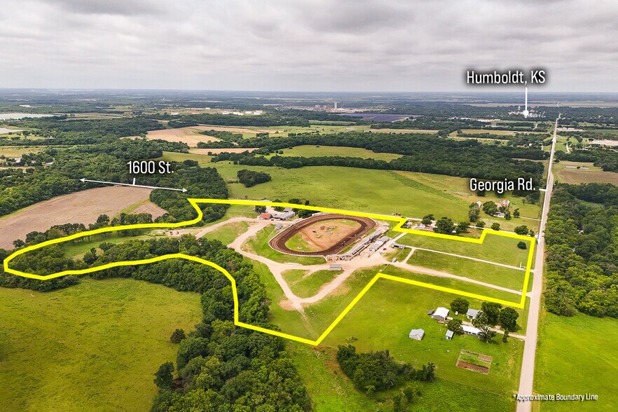 1663 Georgia Rd, Humboldt, KS à vendre - Photo de l’immeuble – Image 1 sur 171