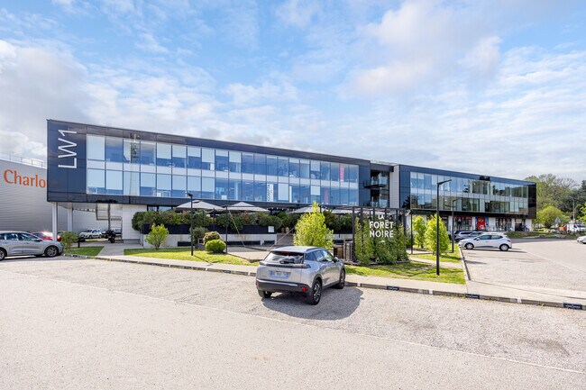 Plus de détails pour 1 Route Des Troques, Chaponost - Bureau à vendre