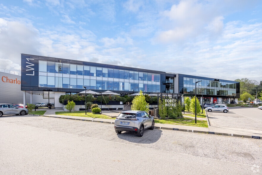 1 Route Des Troques, Chaponost à vendre - Photo principale – Image 1 sur 2