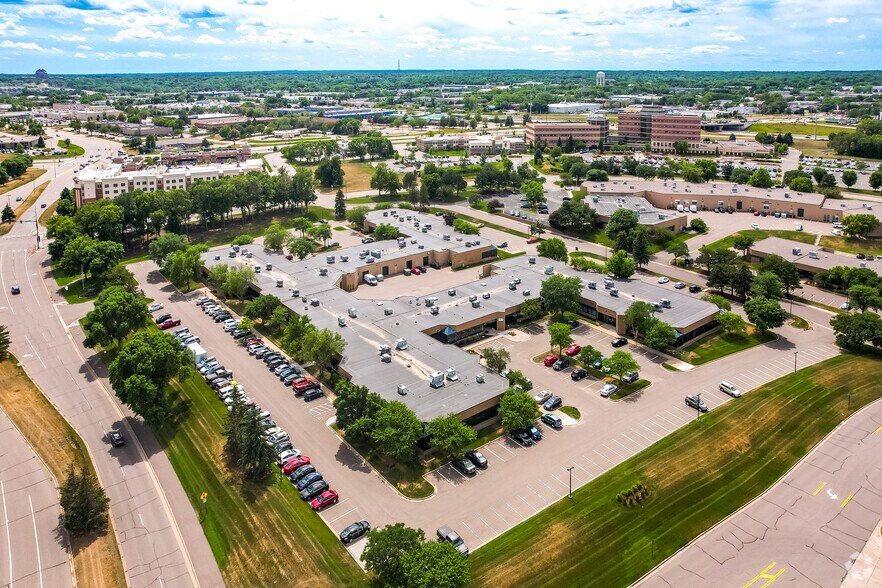 2905 Northwest Blvd, Plymouth, MN à louer - Aérien – Image 3 sur 11