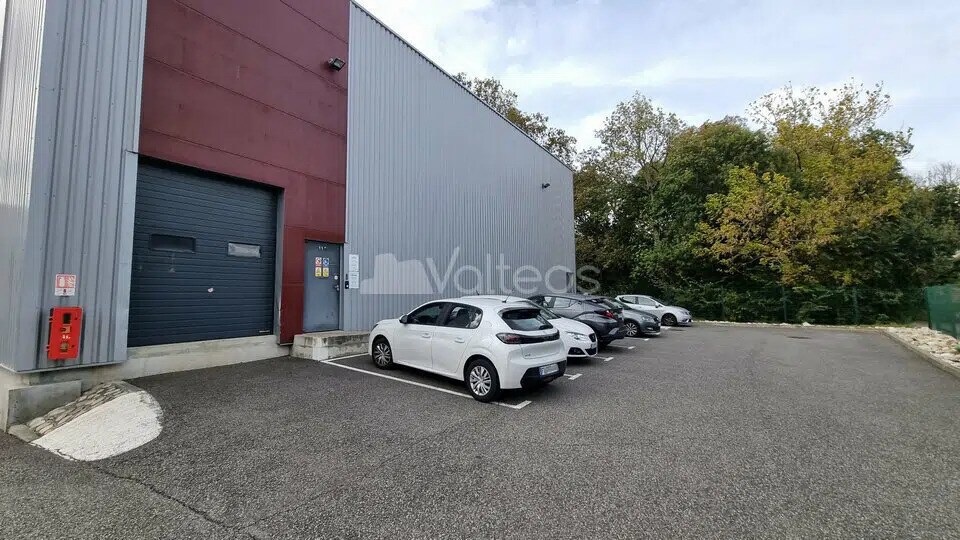 Local d’activités dans Quint-Fonsegrives à louer - Photo de l’immeuble – Image 3 sur 5
