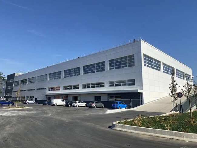 Plus de détails pour Industriel/Logistique à louer