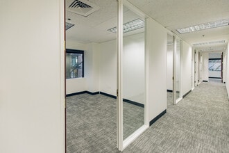 111 SW Columbia St, Portland, OR à louer Photo intérieure– Image 2 sur 3