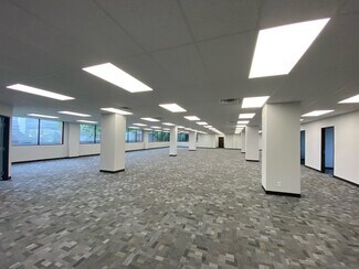 Plus de détails pour 201 E Partridge Ave, Independence, MO - Bureau à louer