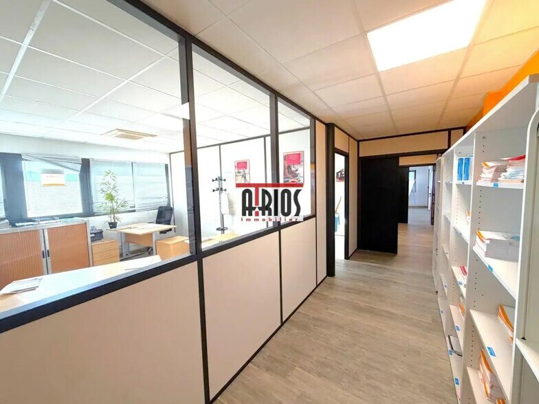 Bureau dans La Valette-du-Var à louer - Photo intérieure – Image 3 sur 12