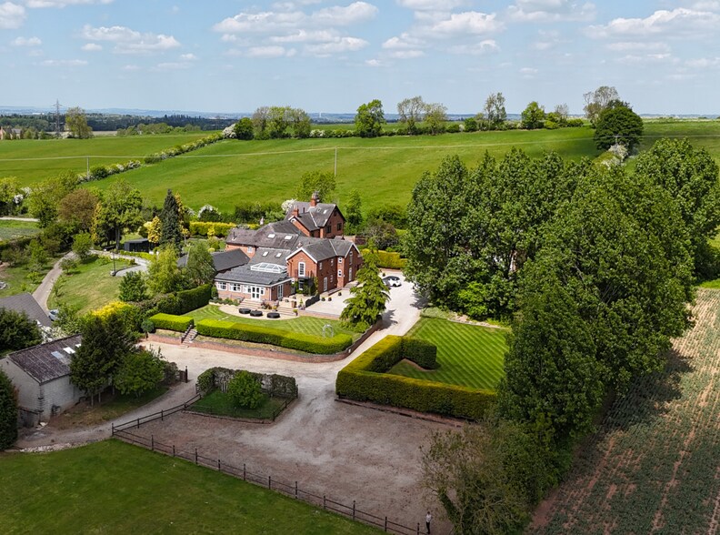 Melbourne View Hotel portefeuille de 2 biens à vendre sur LoopNet.fr - Photo de l’immeuble – Image 3 sur 20