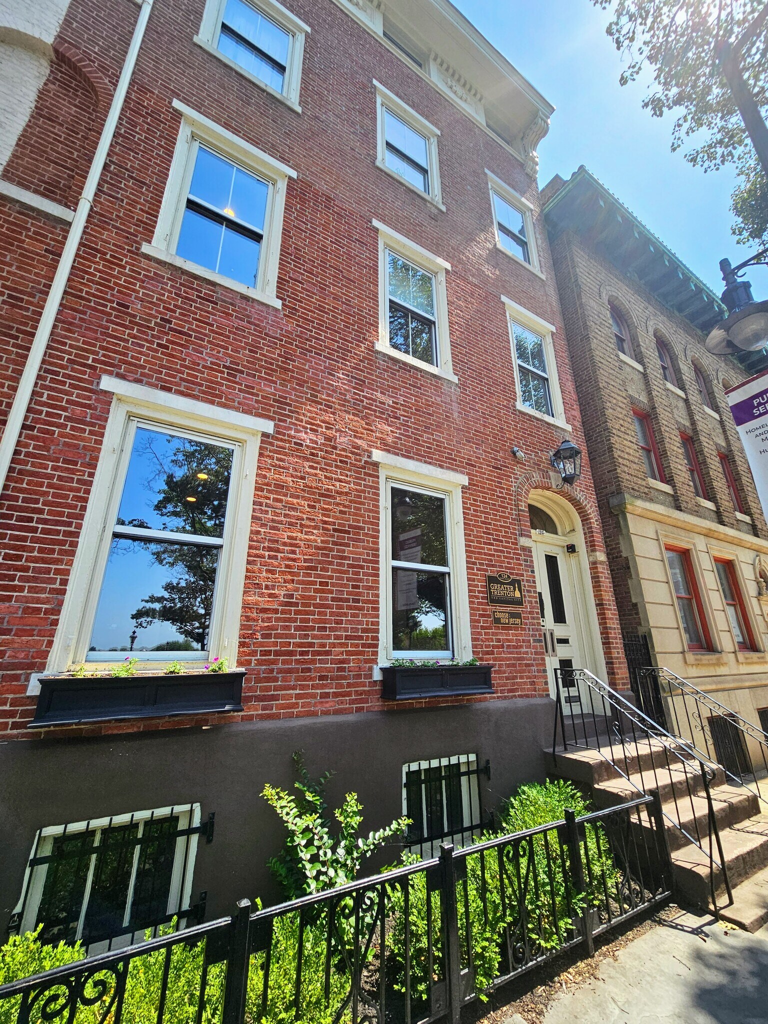 124 W State St, Trenton, NJ à vendre Photo de l’immeuble– Image 1 sur 15