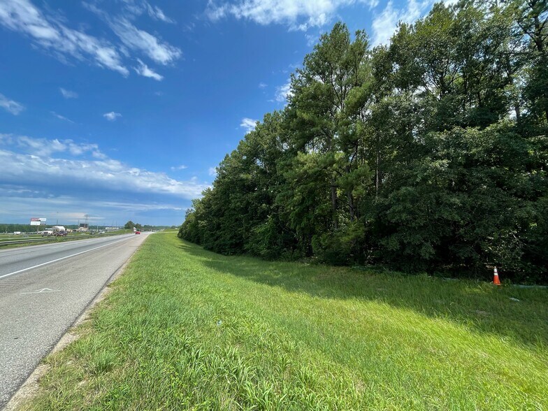 149 Leah Ln, Calera, AL à vendre - Photo de l’immeuble – Image 2 sur 8