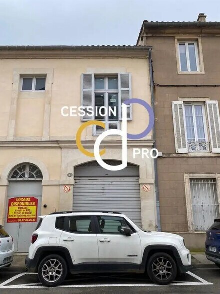 Bureau dans Nîmes à vendre - Photo de l’immeuble – Image 3 sur 8