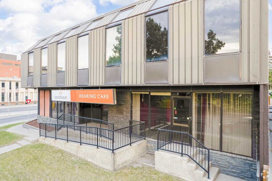 701 14th St NW, Calgary, AB à louer - Photo principale – Image 2 sur 4