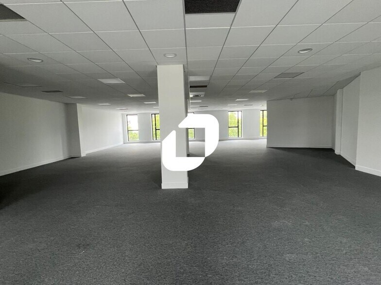 11-13 Rue John Hadley, Villeneuve-d'Ascq à louer - Photo intérieure – Image 3 sur 30