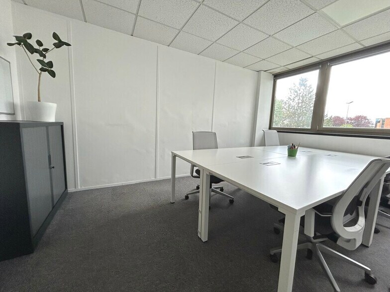 Bureau dans Vandoeuvre-les-Nancy à louer - Photo intérieure – Image 2 sur 4