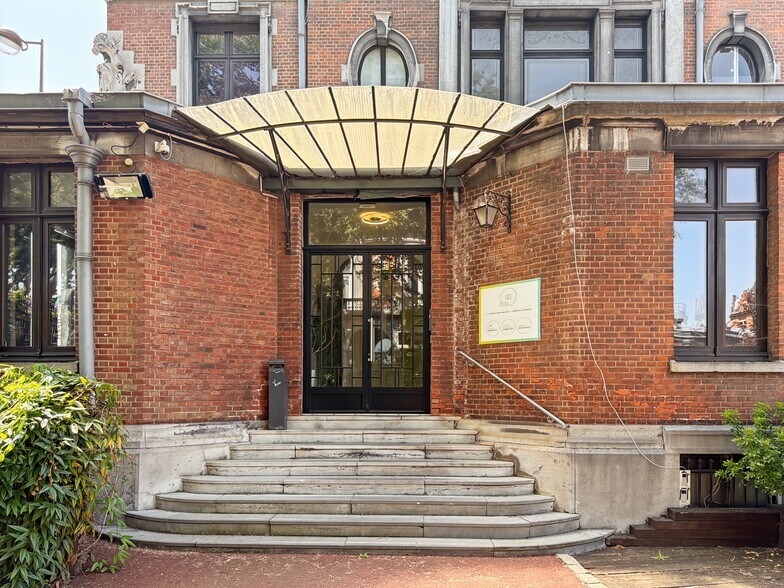 23 Boulevard Du Général Leclerc, Roubaix à louer - Photo de l’immeuble – Image 2 sur 2