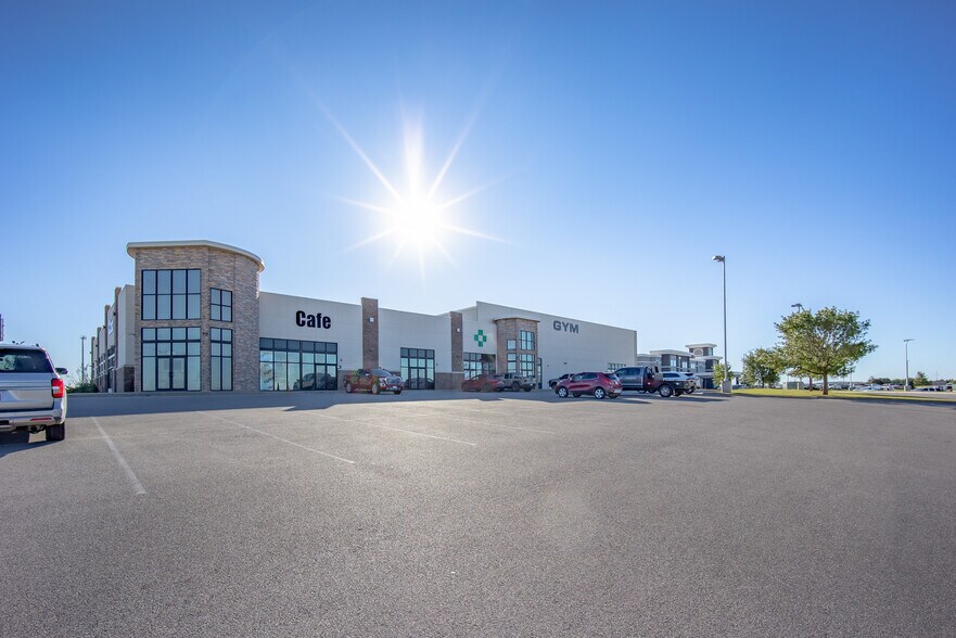 4200 Carriage Way, Weatherford, OK à vendre - Photo de l’immeuble – Image 3 sur 84