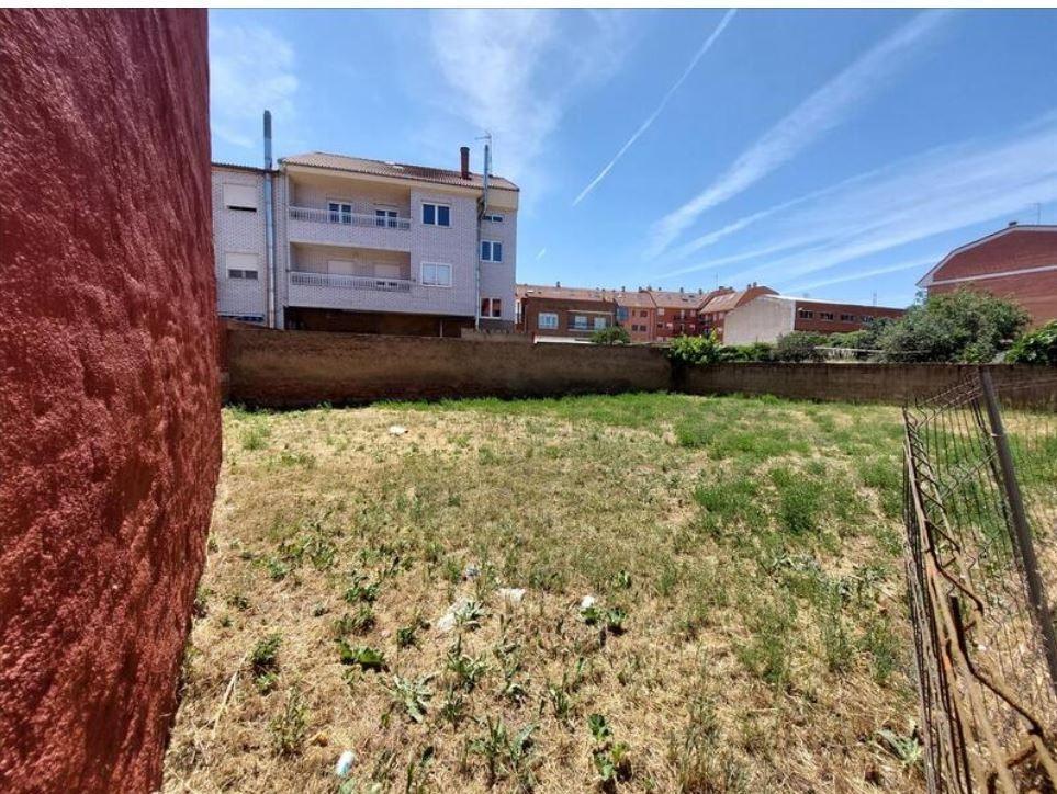 Terrain dans Villaquilambre à vendre Photo de l’immeuble– Image 1 sur 9