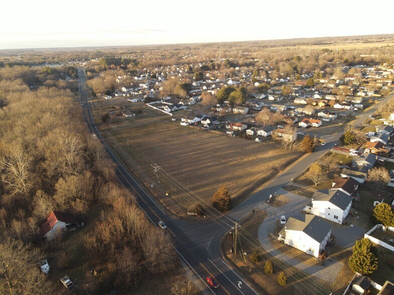 10421 Tidewater Trl, Fredericksburg, VA à vendre - Photo de l’immeuble – Image 2 sur 3