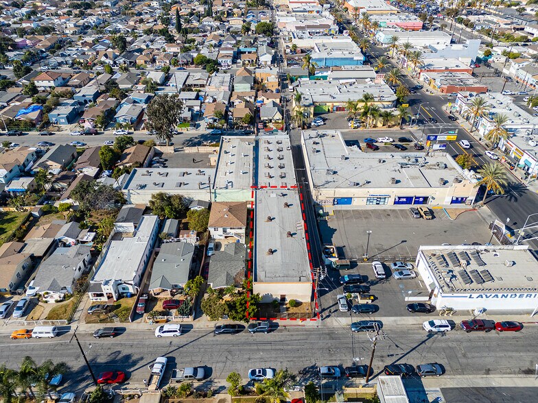 925 S Vancouver Ave, East Los Angeles, CA à louer - Photo de l’immeuble – Image 2 sur 14