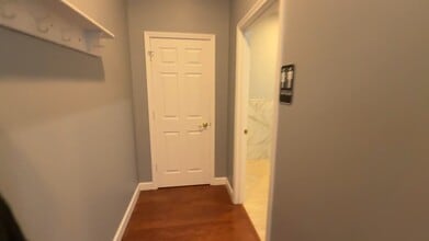 1411-1475 Veterans Pky, Yorkville, IL à louer - Vidéo sur l’annonce professionnelle 