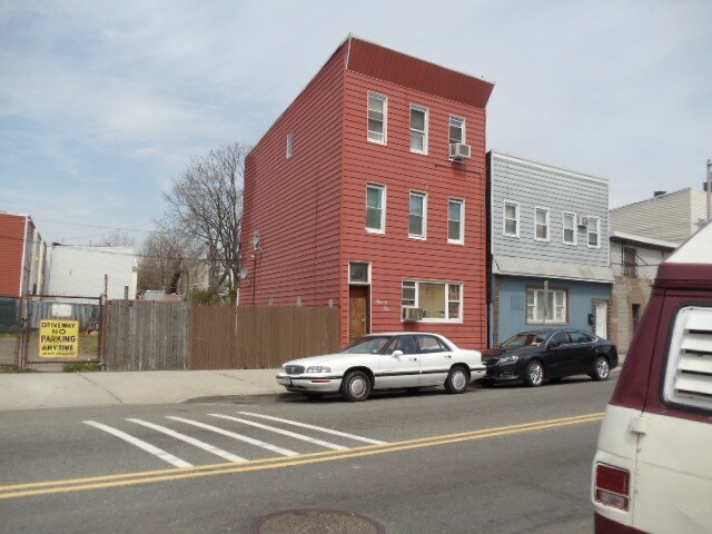91 Ocean Ave, Jersey City, NJ à vendre - Photo principale – Image 1 sur 1