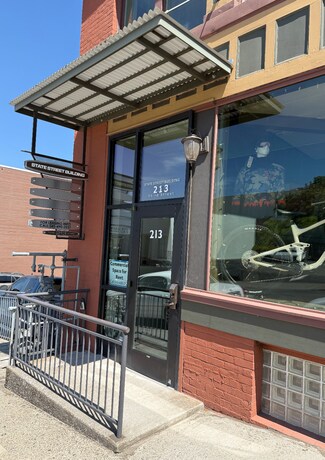 Plus de détails pour 215 State St, Hood River, OR - Bureau à louer