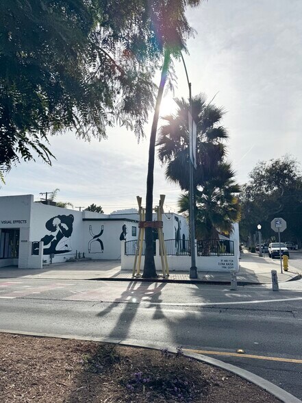 8534 Washington Blvd, Culver City, CA à vendre - Photo de l’immeuble – Image 3 sur 14
