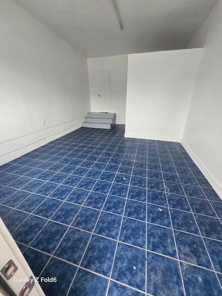 3739 W Slauson Ave, Los Angeles, CA à louer - Photo principale – Image 1 sur 5