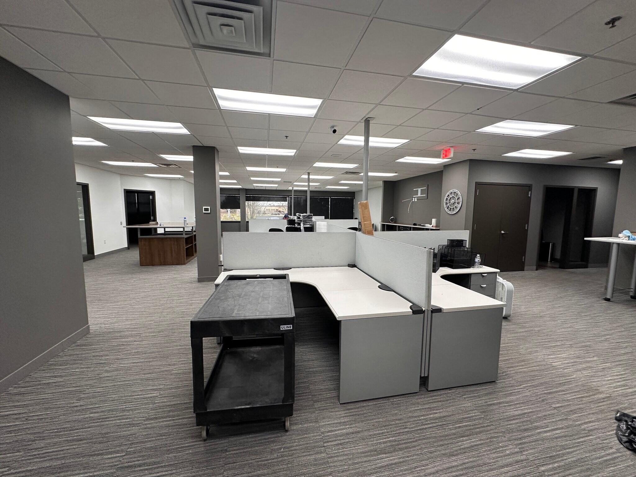 4595 Broadmoor Ave SE, Grand Rapids, MI à louer Photo intérieure– Image 1 sur 15