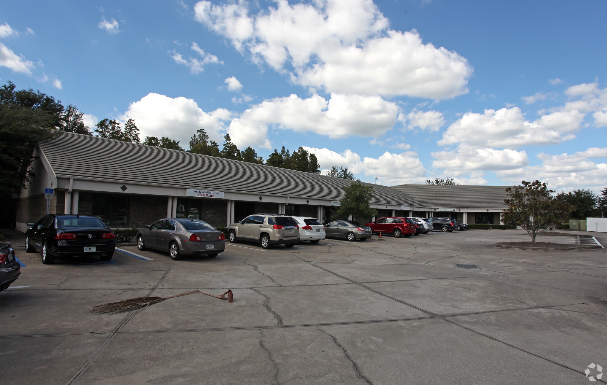 3860 Sun City Center Blvd, Sun City Center, FL à louer Photo principale– Image 1 sur 4