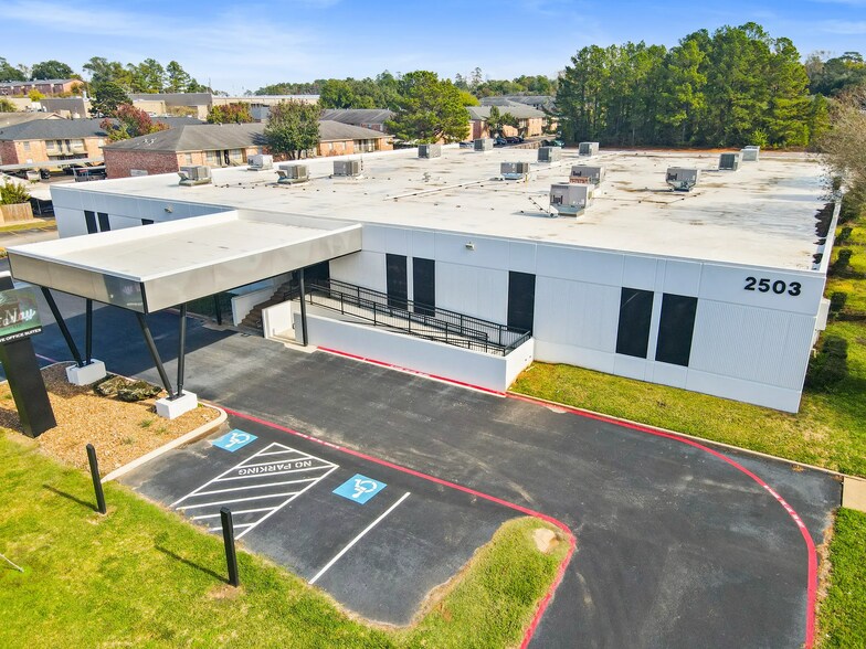 2503 Lake Rd, Huntsville, TX à louer - Photo de l’immeuble – Image 2 sur 22