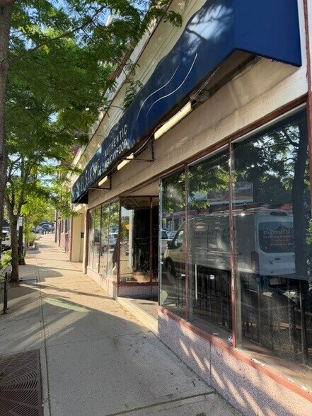 5-7 Commercial St, Braintree, MA à louer - Photo de l’immeuble – Image 2 sur 4