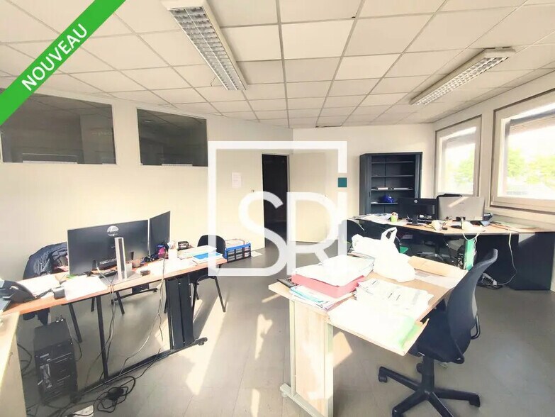 Bureau dans Clermont-Ferrand à louer - Photo intérieure – Image 2 sur 10