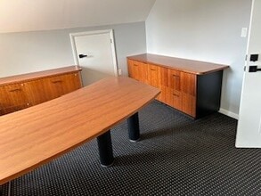 34 Maple Ave, Armonk, NY à louer Photo intérieure– Image 2 sur 3