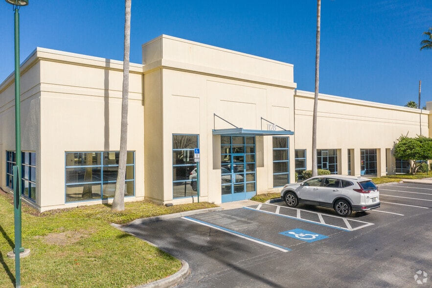 1130-1154 Celebration Blvd, Celebration, FL à louer - Photo principale – Image 1 sur 6