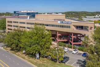 Plus de détails pour 11240 Waples Mill Rd, Fairfax, VA - Bureau/Médical à louer