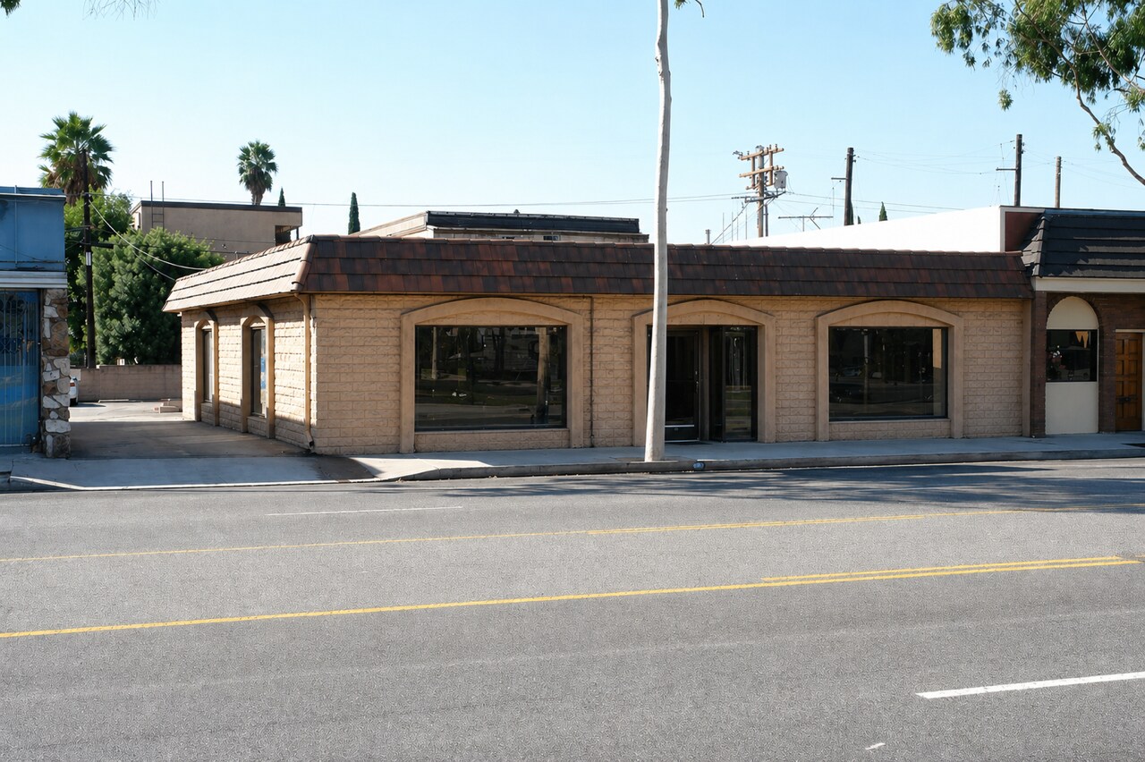 632 E Colorado St, Glendale, CA à louer Photo de l’immeuble– Image 1 sur 2
