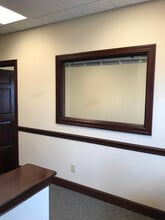 115-151 SULLYS Trl, Pittsford, NY à louer Photo intérieure– Image 1 sur 4