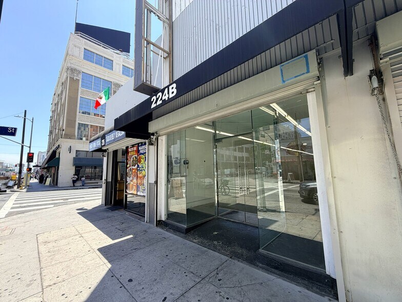 214-226 E 9th St, Los Angeles, CA à louer - Photo de l’immeuble – Image 2 sur 3